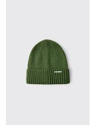 Ribbed Beanie with Metal Tab - olive