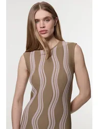Contrast Wave Knit Dress With Fringing - 2