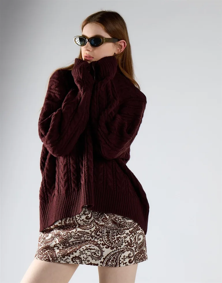 Oxblood Cable Knit Crew Neck Jumper - 3