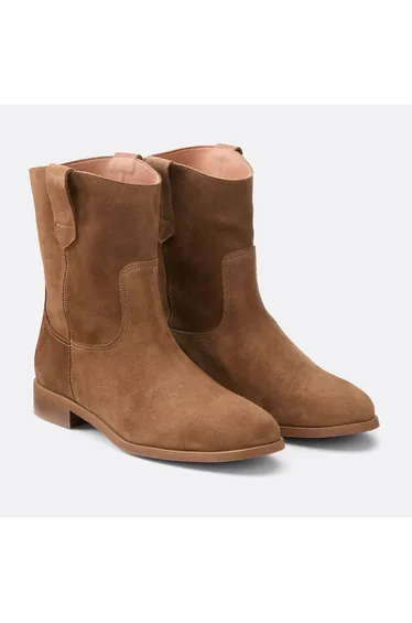 Western-Style Ankle Boots in Suede with Flat Heel
