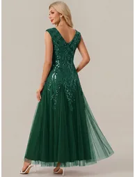 ever FREYA|Embroidered Sequin Cap Sleeve High Stretch Evening Dress - 1