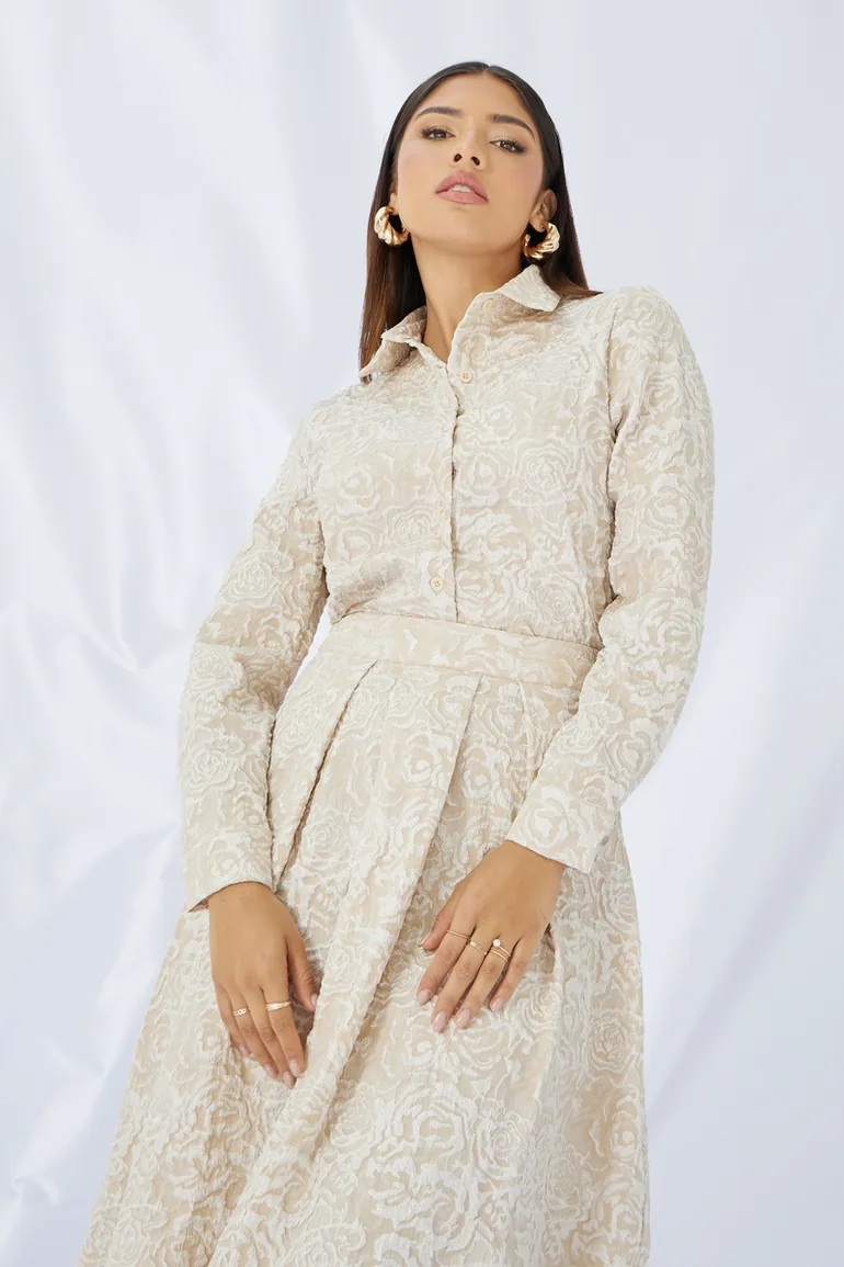Textured Buttoned Lone Sleeve Top