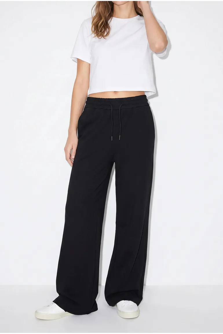 LUCCI Women's Sweatpants - 4
