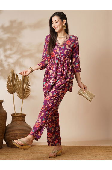 Embroidered Floral Print V-Neck A-Line Tunic and Mid Rise Pants Co-Ords