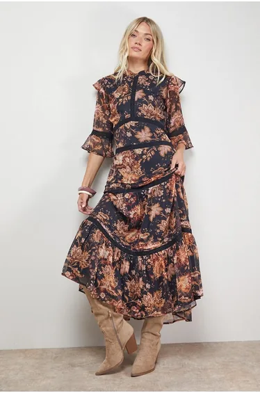 فستان ميدي شيفون بتداخل دانتيل