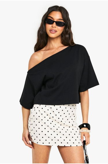Off The Shoulder Boxy Crop T-Shirt