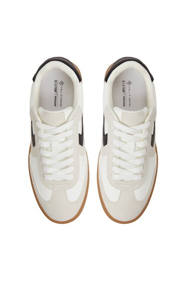 Salome / Sneakers