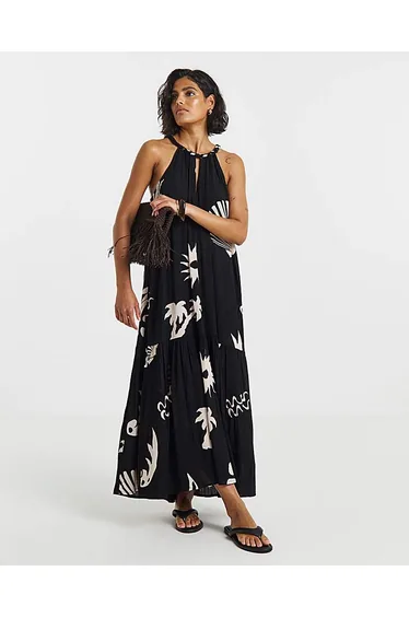 Crinkle Trapeze Maxi Dress