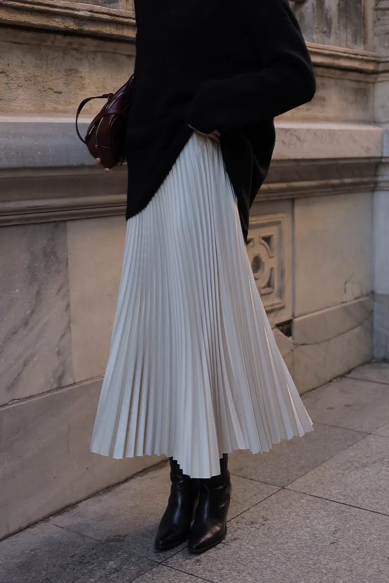 Grey Pleated A-Line Skirt - 5