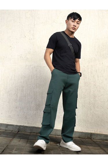 Loose Fit Mid Rise Double Flap Cargo Pants