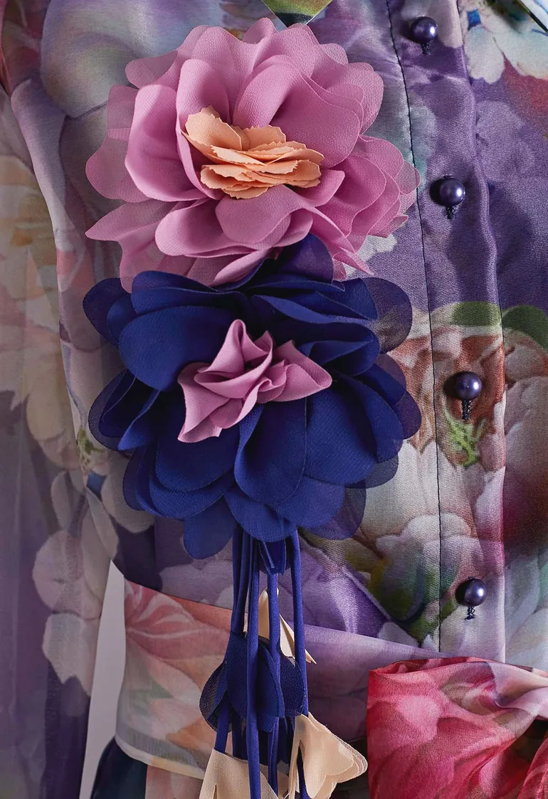 Floral-Kissed Button-Down Organza Maxi Dress with Brooch in Purple for Romantic Retreats & Sunset Dinners - 4