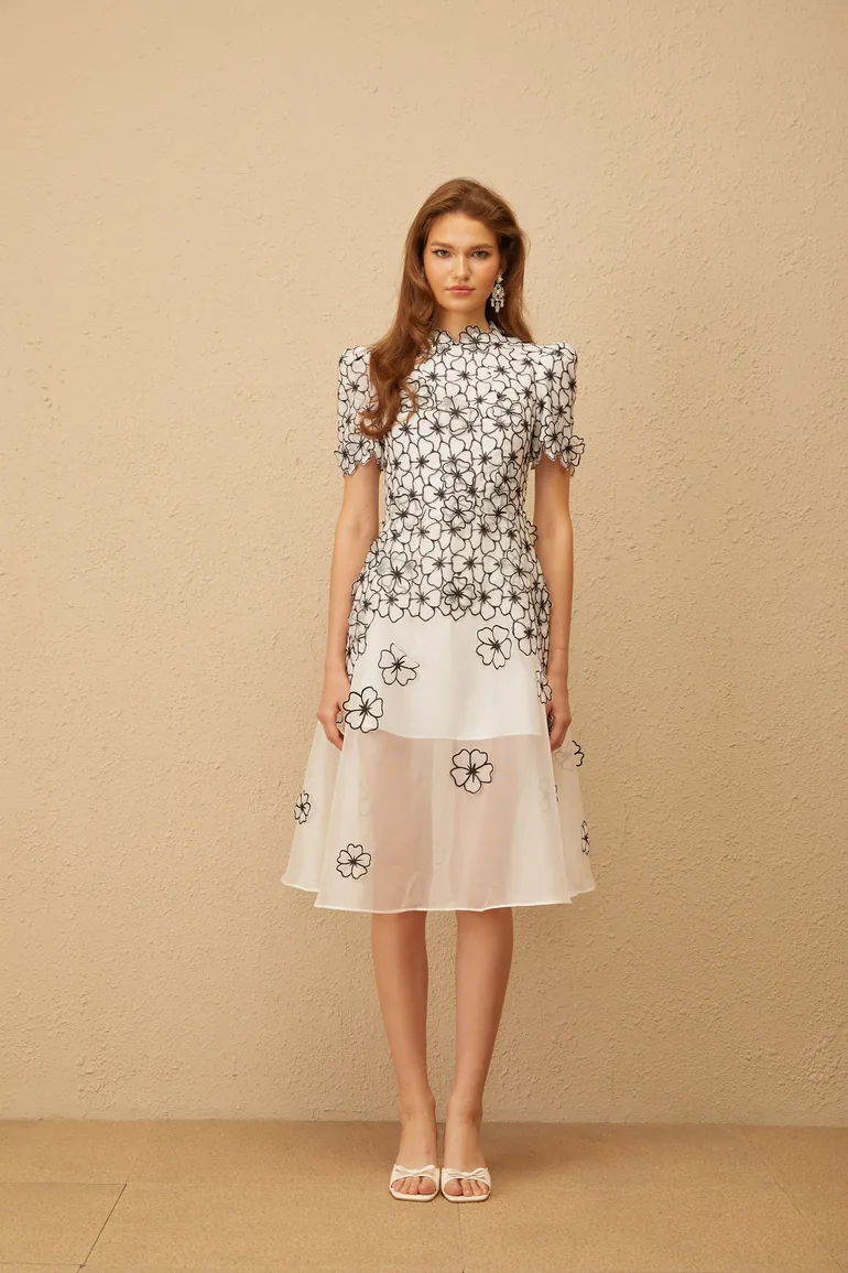Yaelle White Floral Appliqué Tulle Midi Dress - 3