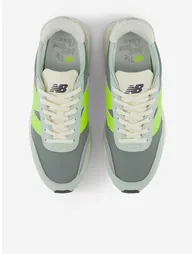 حذاء أطفال رياضي لون أخضر  - 1