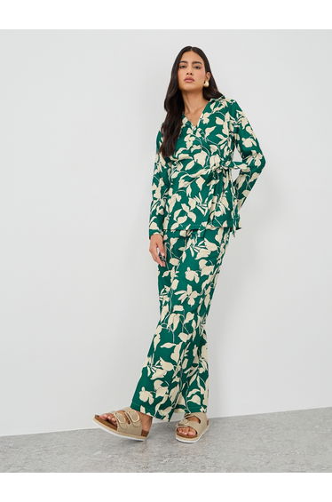 Printed Tie-Up Shirt and Pants Co-Ords