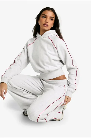 Contrast Piping Detail Crop Hoodie