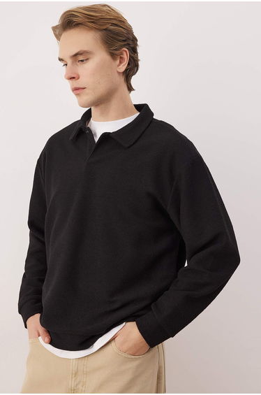 Black new oversize/wide cut polo neck thick snap sweatshirt