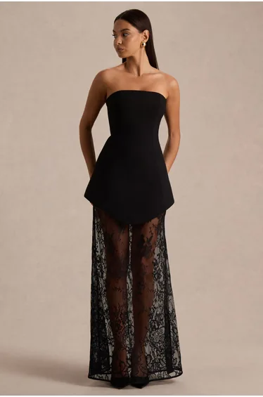 فستان ماكسي بتنورة دانتيل بأكتاف مكشوفة - أسود