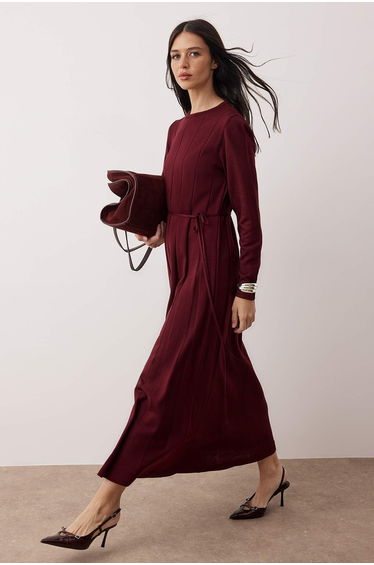 Plum plain knit ribbed/camisole hijab dress without lining