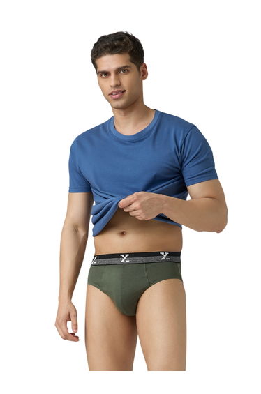 Men Nova IntelliFresh Solid Combed Cotton Briefs
