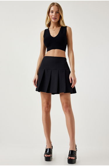 Women's Black Pleated Mini Woven Skirt