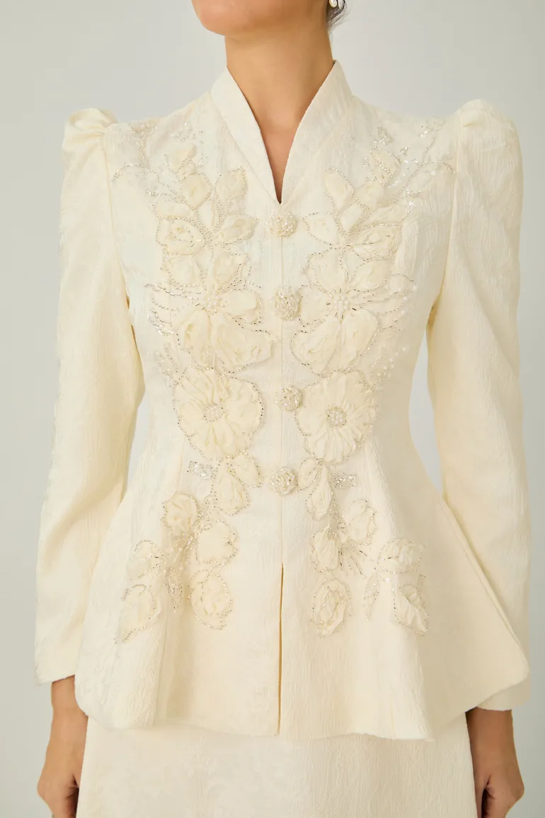 طقم سانفير باللون البيج - 9