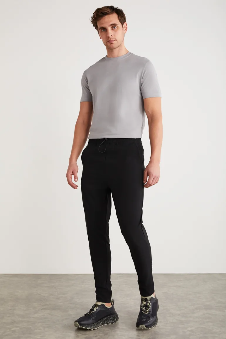 GRIMELANGE CRISTIAN Men's Bistrech Super Stretch Technical Waterproof Fabric Jogger Black Sweatpants - 2