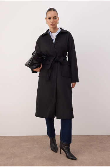 Black pocket detailed belted long oversize stamp coat