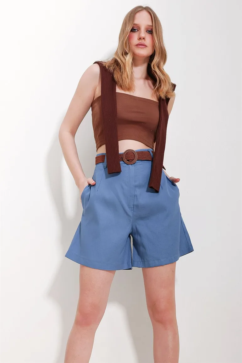 Women's Blue Straw Knit Belt Gabardine Shorts