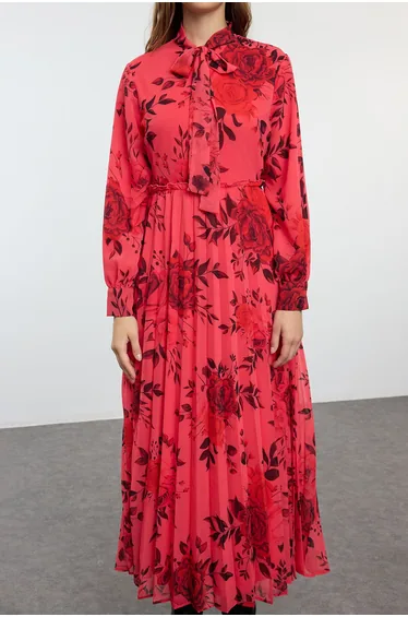 Fuchsia Floral Patterned Lined Pleated Chiffon Woven Dress