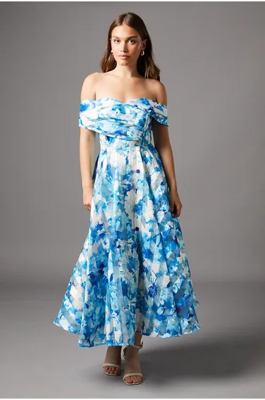 فستان أورجانزا مخطط بكسرات