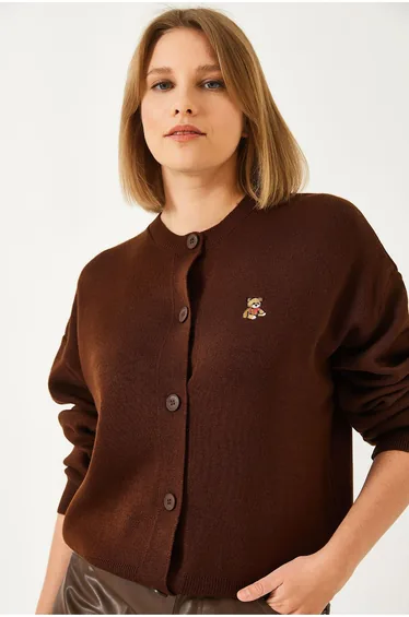 LUCCI Embroidered Button-Up Ribbed Cardigan