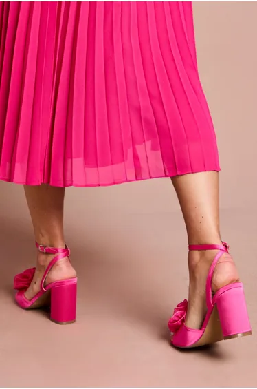 صندل كوست فاشن باللون الزهري