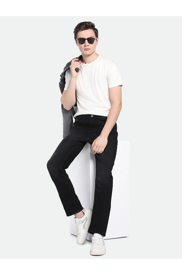 Light Wash Straight Fit Jeans