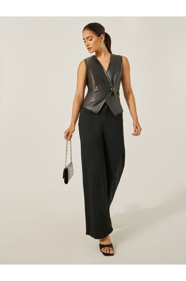 V-Neck Buttoned Waistcoat