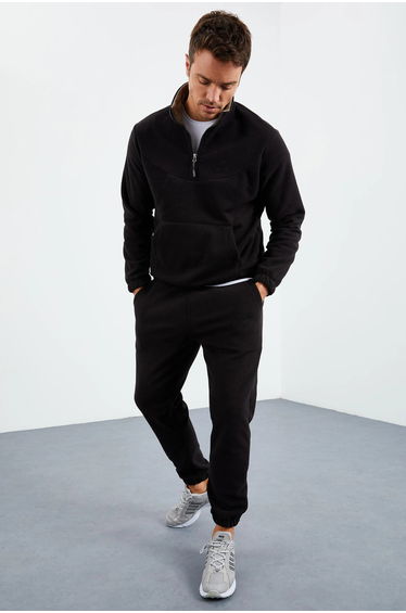 TOMMY Men's Polyester Sweatshirt And Pants Set