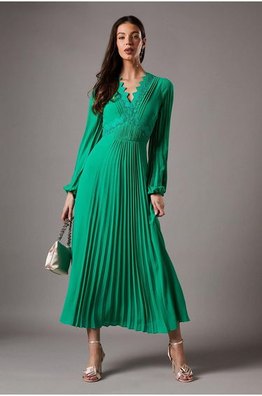 Pleat Detail Lace Trim Maxi Dress