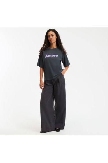Slogan Print T-Shirt with Short Sleeves and Crew Neck