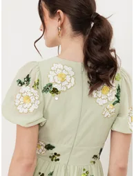 Maya Meadow Green Embellished Keyhole Detail Tiered Midaxi Dress - 3