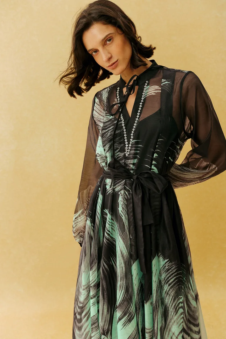 Earth Vibes Black Leaf Print Sheer Sleeve Maxi Dress - 9