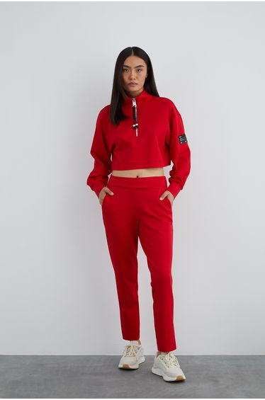 Label Detail Front Zipper Red sweatshirt