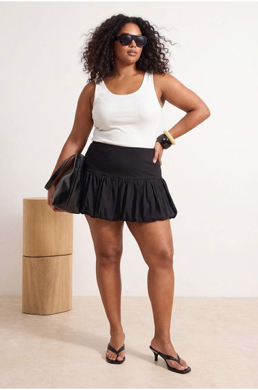 Black Knitted Large Size Skirt