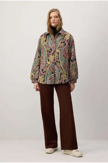 جاكيت بومبر بطبعة بيزلي