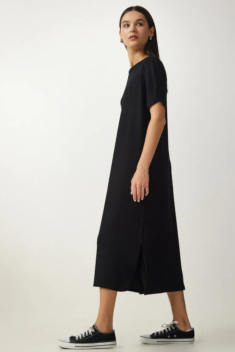 Women's Black Crew Neck Knitted Ribbed Dress - 1