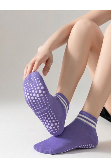 Dual Stripe Ankle Length Silicon Pad Yoga Socks