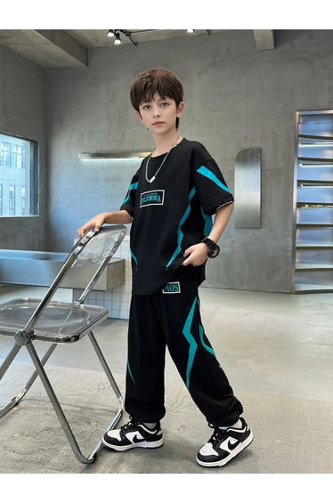 Boys Back Graphic Print T-Shirt and Joggers Set