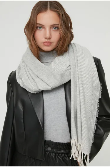 Light Gray Soft Textured Women's Scarf