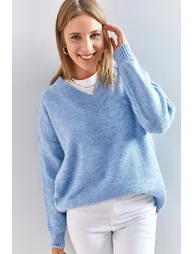 LUCCI V-Neck Long Sleeve Relaxed Fit Sweater - 2