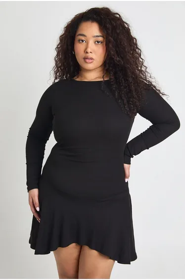 فستان بوهو أسود قصير على شكل حرف A - للمقاسات الكبيرة