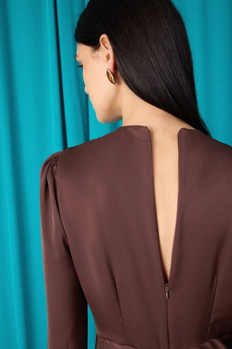 DRESS WITH GOLD BUTTON DETAILS - 3