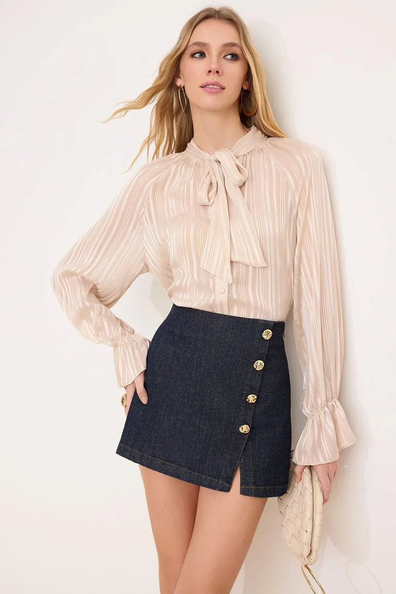 قميص ترينديول شيفون بيج بطبعة مخططة بأكمام طويلة